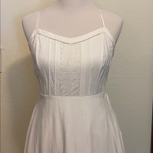 Flirty white dress! Old Navy (tall)